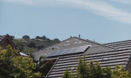 installation panneau solaire suisse